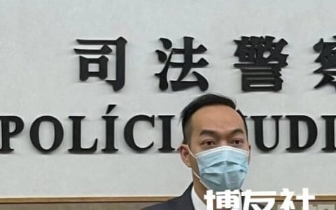 澳门一菲律宾男外雇当街“借醉行胸”被捕