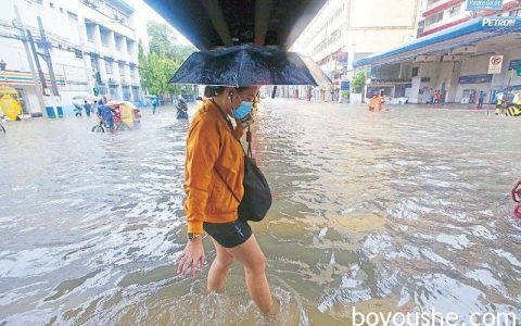 台风“烟花”离开菲责任区 菲持续降雨或引发山洪和山体滑坡