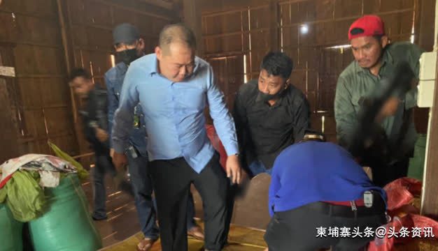 中国男子捅死厂长，金边警方跨省追捕 ！